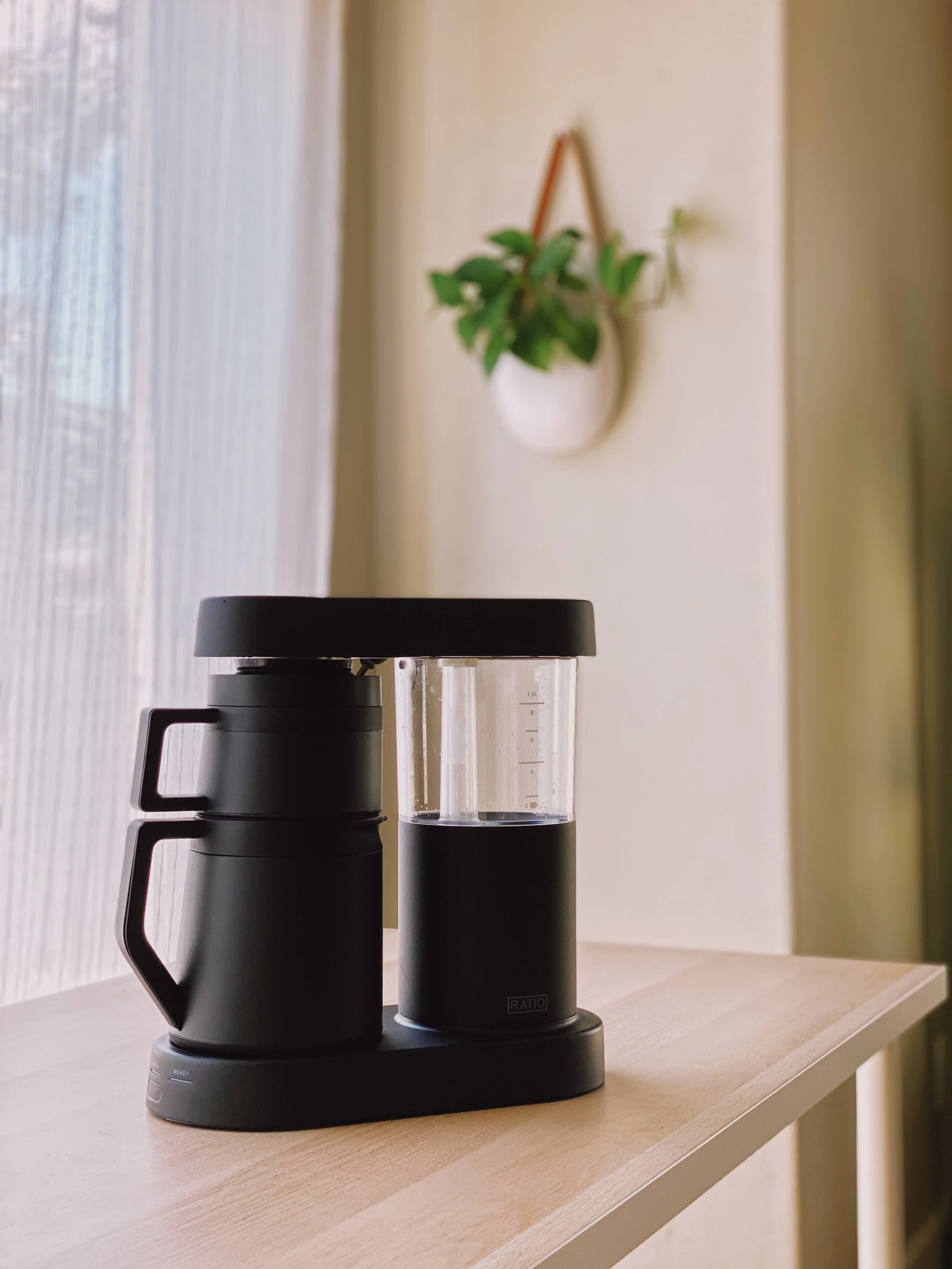 Ratio Six Coffee Brewer — Hohl - Cafe | Restaurant | Foodstore